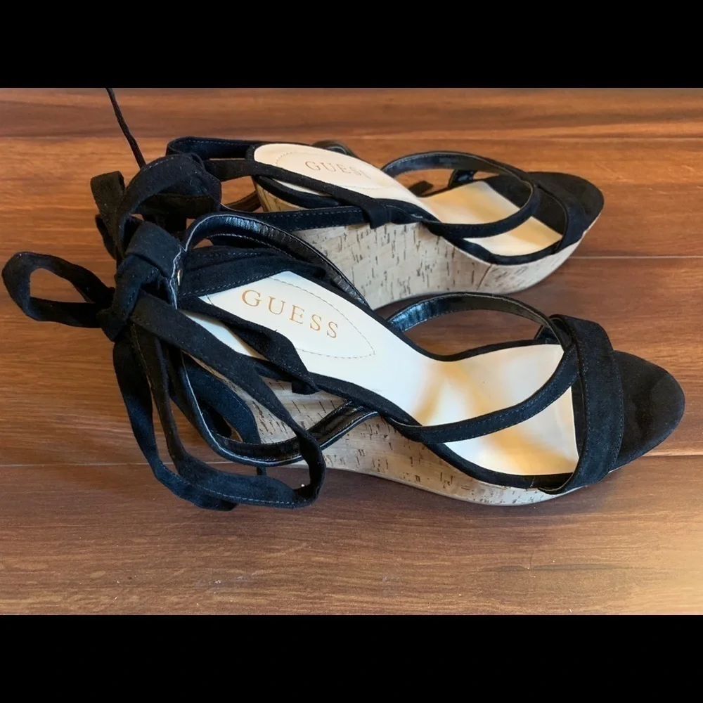 GUESS Platform Wedge Size 9M